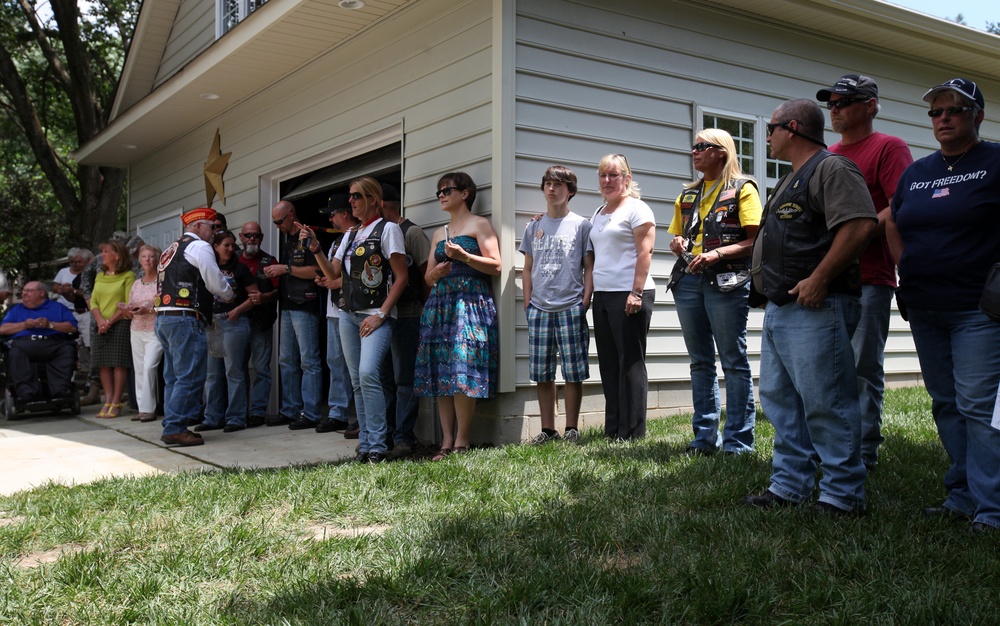 Fallen North Carolina Marine honored at flagpole dedication