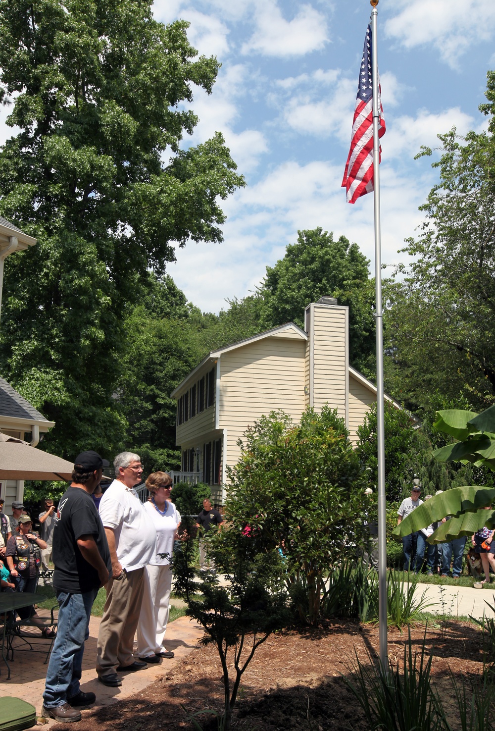 Fallen North Carolina Marine honored at flagpole dedication