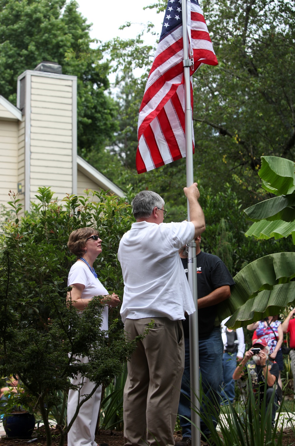 Fallen North Carolina Marine honored at flagpole dedication