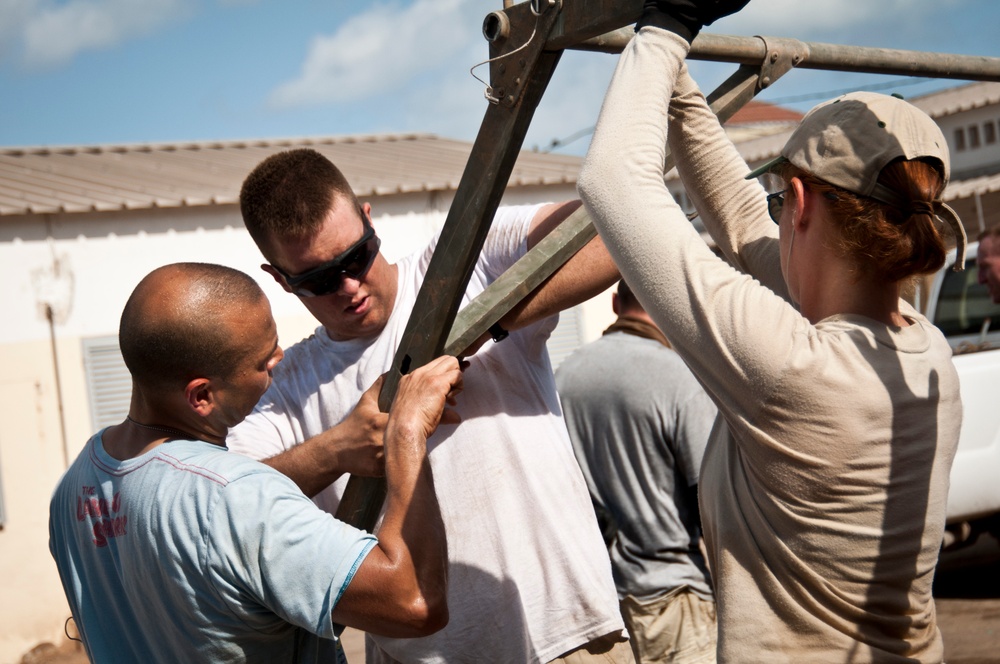 Volunteers Provide Shade and Comfort for Tuberculosis Patients