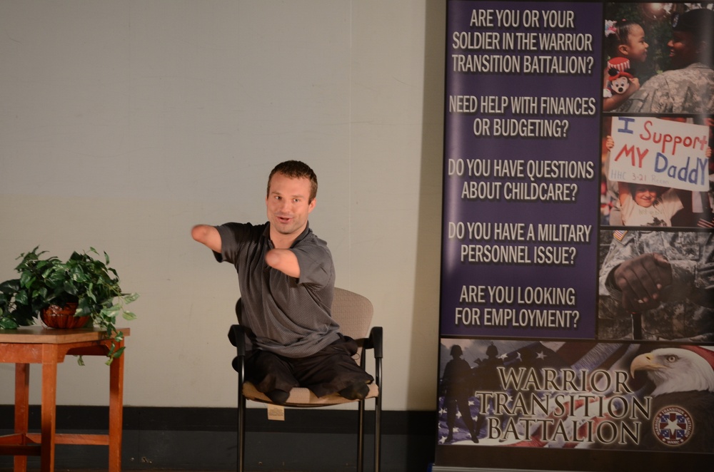 Kyle Maynard speaks to Fort Bragg's wounded warriors about overcoming circumstances