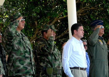 Fuerzas Comando exercise promotes friendly competition, multi-national bonds