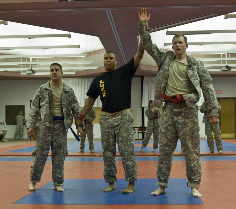 Soldiers compete at 2012 Regional Best Warrior Competition