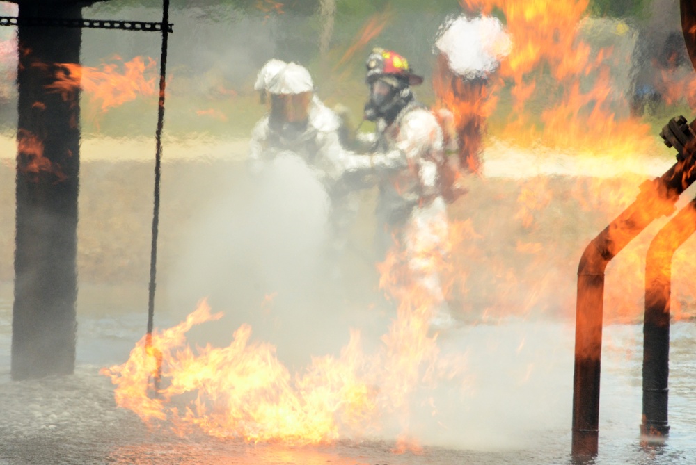 Fort Bragg firefighters train on burning plane