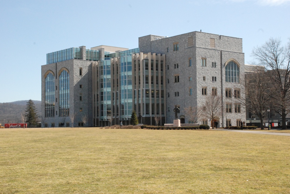 New science center helps cadets reach for the stars