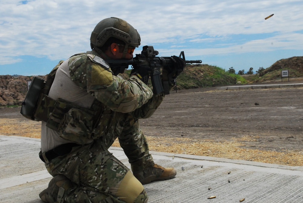 Fuerzas Comando 2012 weapons firing events