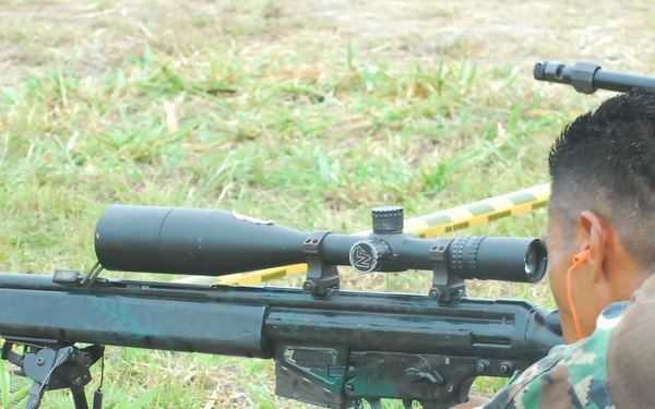 Fuerzas Comando 2012 sniper FBI 'T' shoot