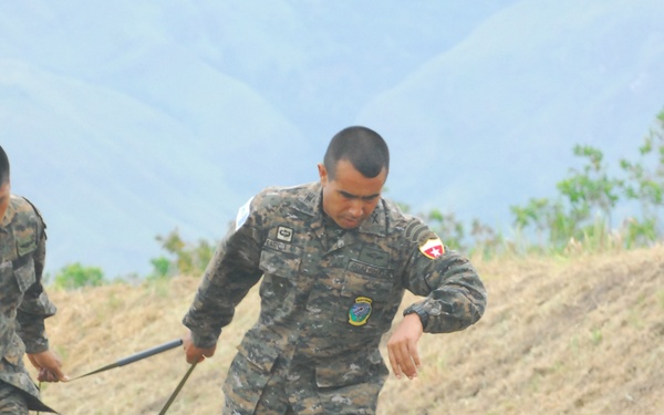 Fuerzas Comando 2012 sniper FBI 'T' shoot