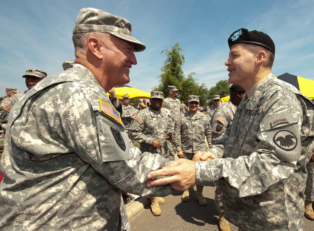 Lt. Gen.Talley takes command of Army Reserve