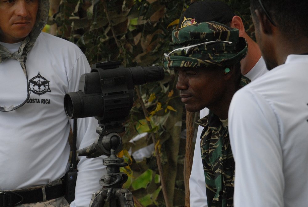 DVIDS - Images - Fuerzas Comando 2012 sniper field shoot [Image 2 of 5]