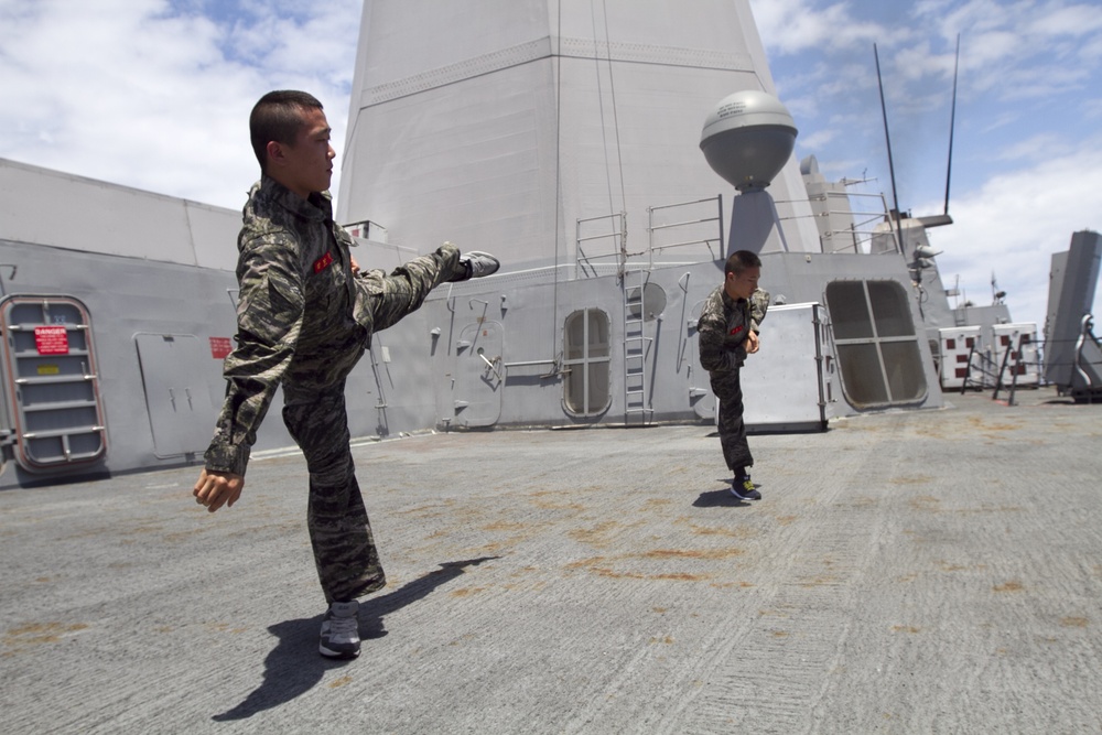 ROK Marines teach U.S. Marines a class aboard USS New Orleans