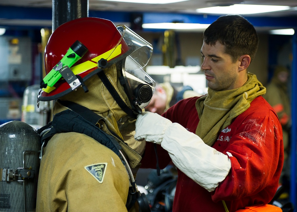 USS Taylor replentishment at sea