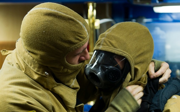 USS Taylor replentishment at sea