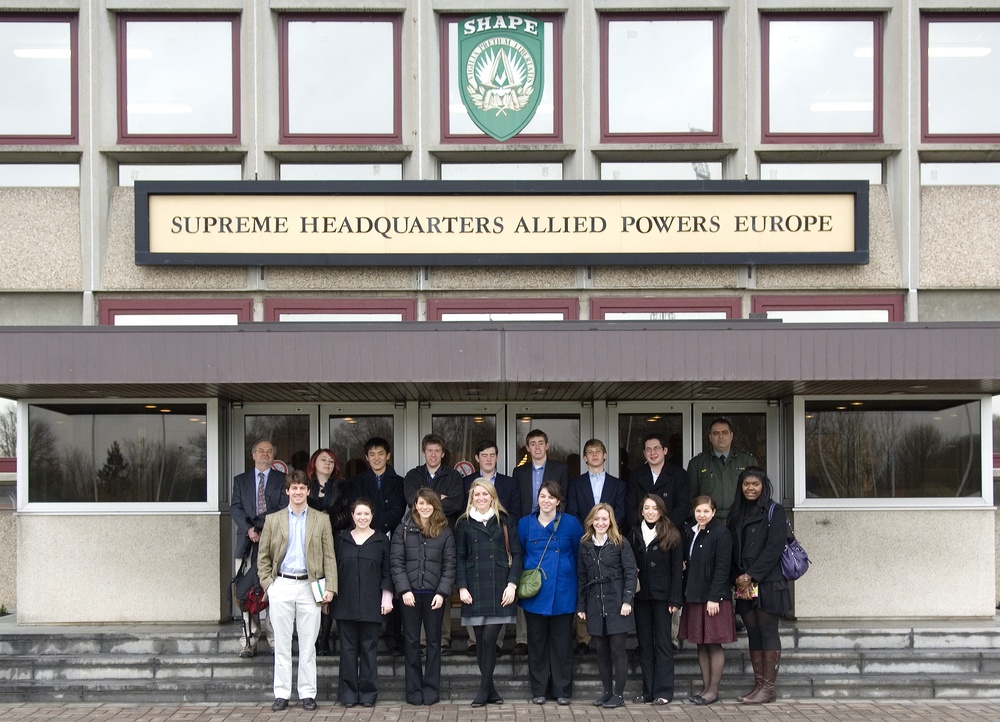 Group photo - Students from Colgate University