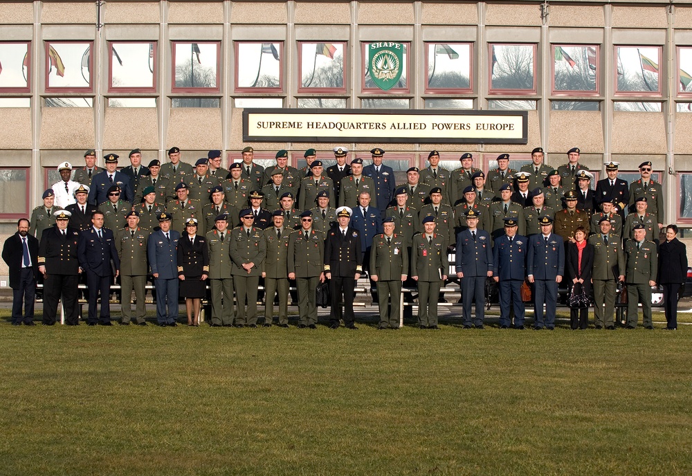 Group photo - Greek national Defence college