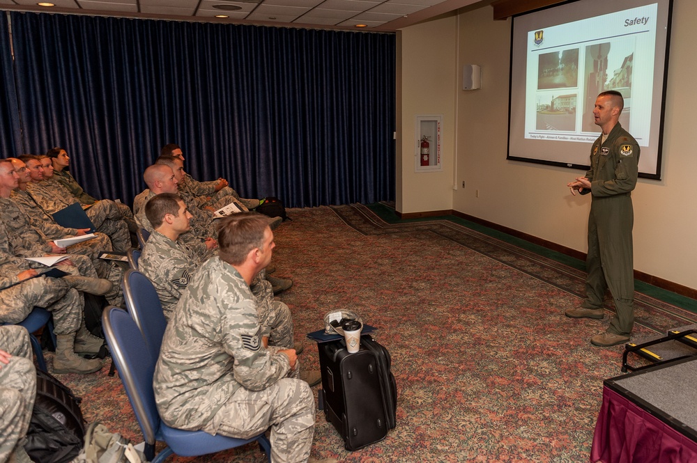 The 419th LRS visits 65th LRS for training