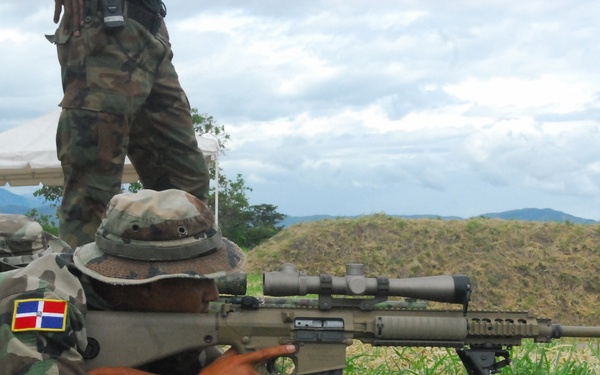Fuerzas Comando 2012 sniper stress test