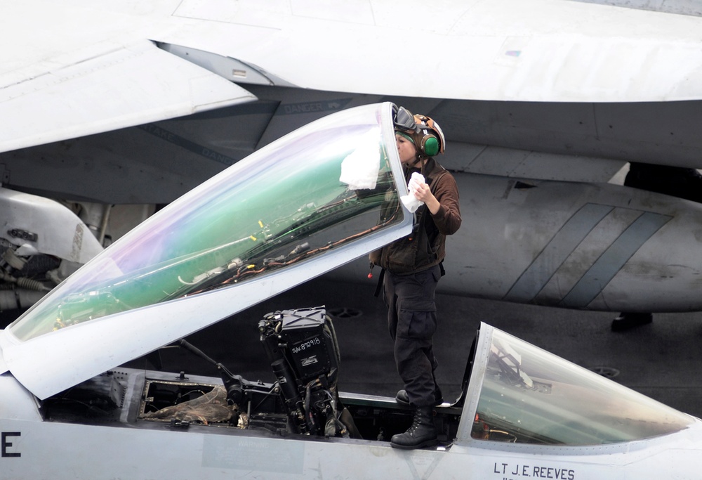 USS Abraham Lincoln flight operations