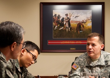 ROK Army Chief of Staff visits USARC
