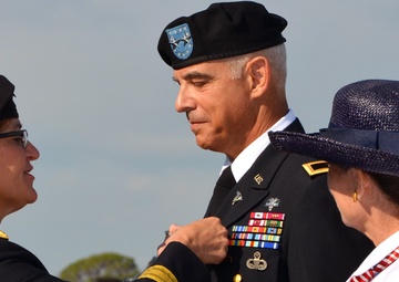 Rubenstein recognized for 35 years of service by Army Surgeon General