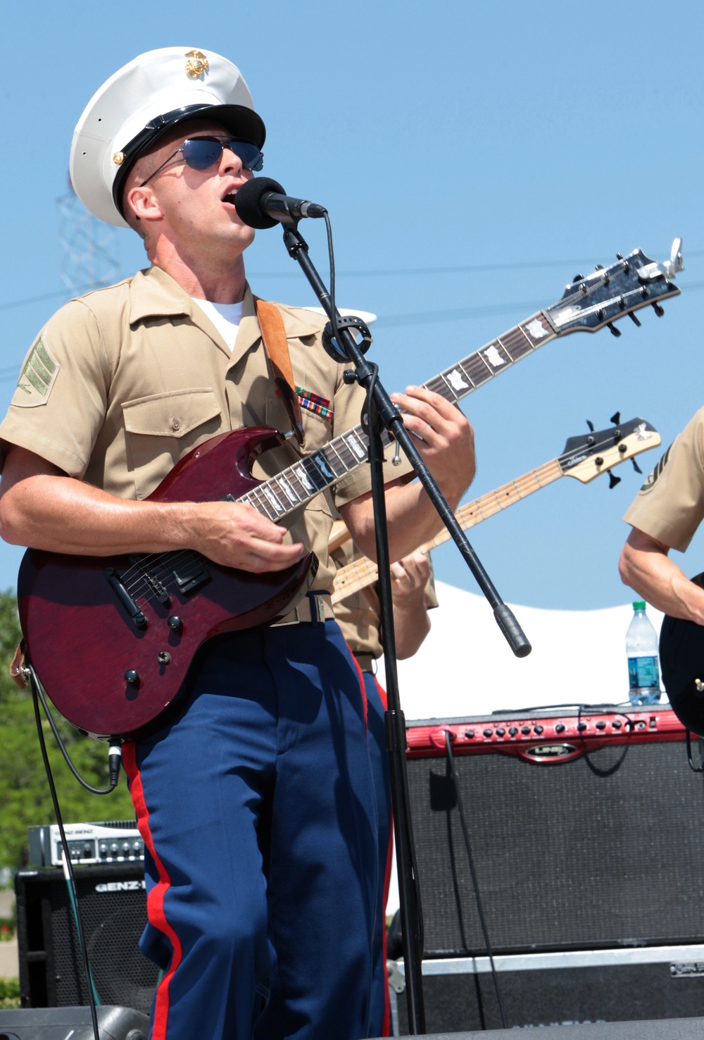 Marine rock band rocks ‘n’ rolls Clevelanders