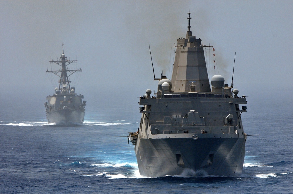 USS New York and USS Porter transit the Strait of Hormuz