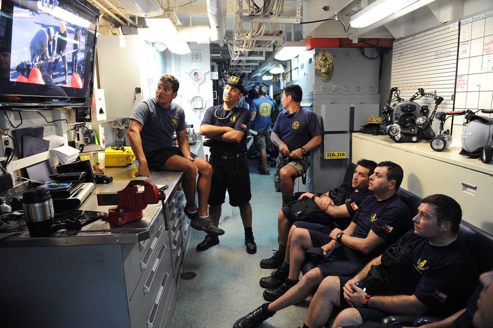 Navy Dive-Southern Partnership Station 2012