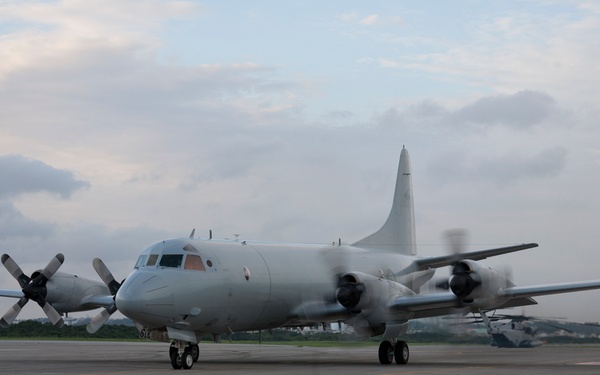 Nichi Gou Trident 2012