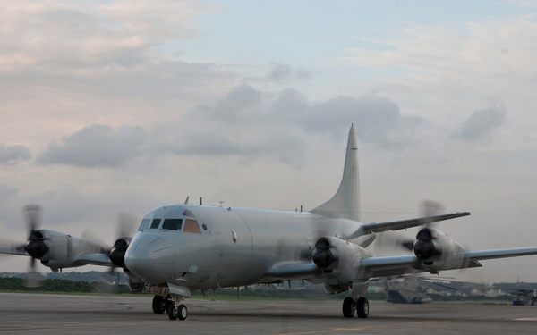 Nichi Gou Trident 2012