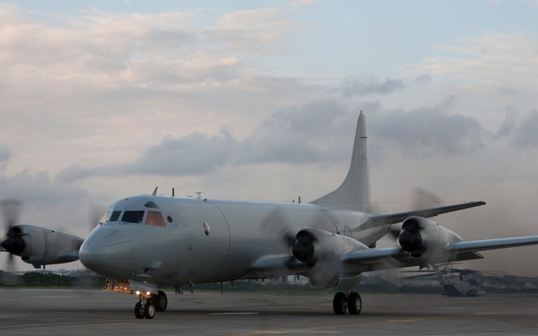 Nichi Gou Trident 2012