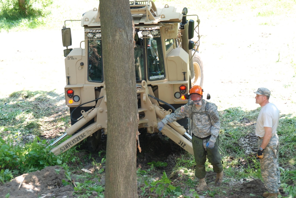 New York Army National Guard soldiers work on the Erie Canal