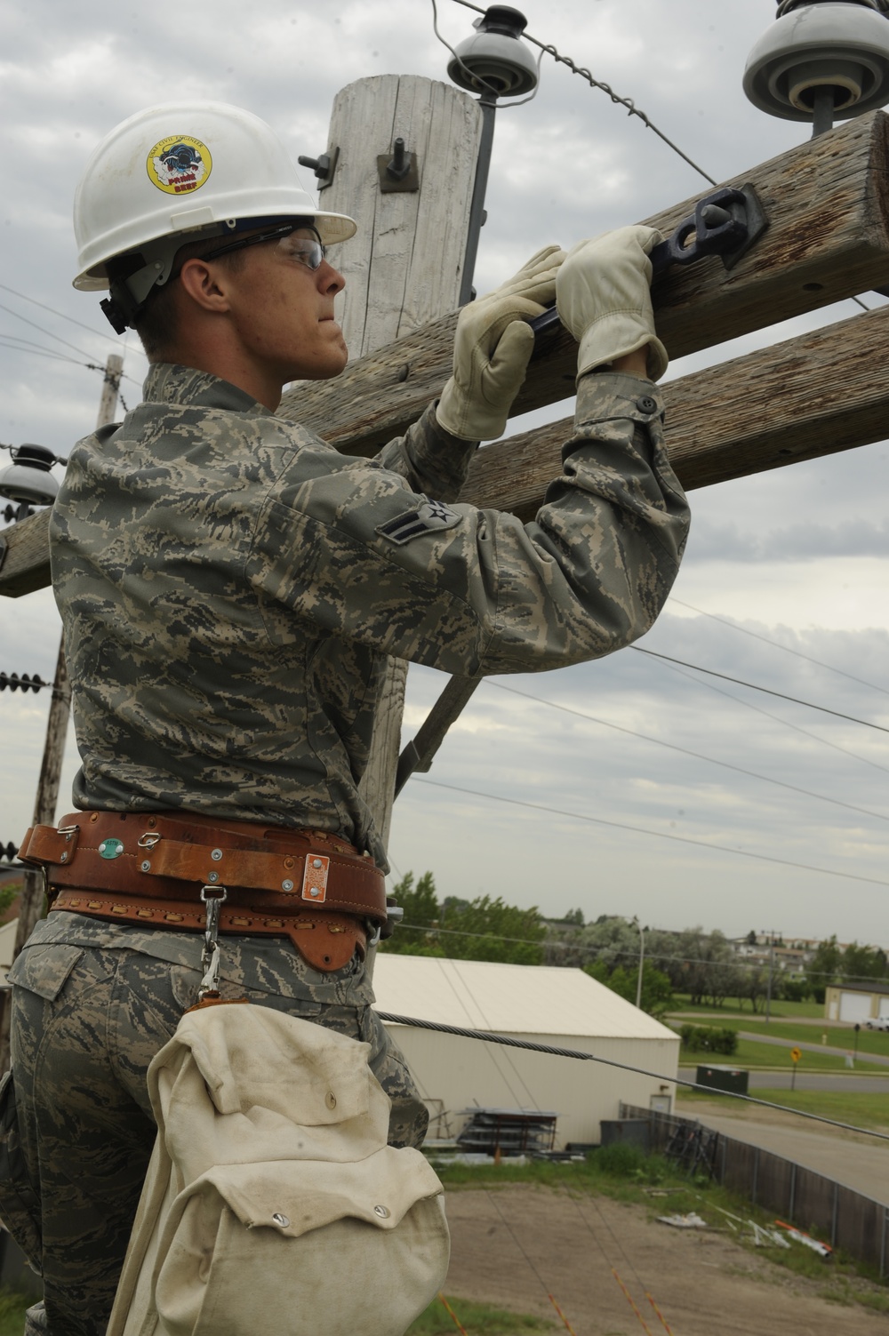 High Voltage Trapeze