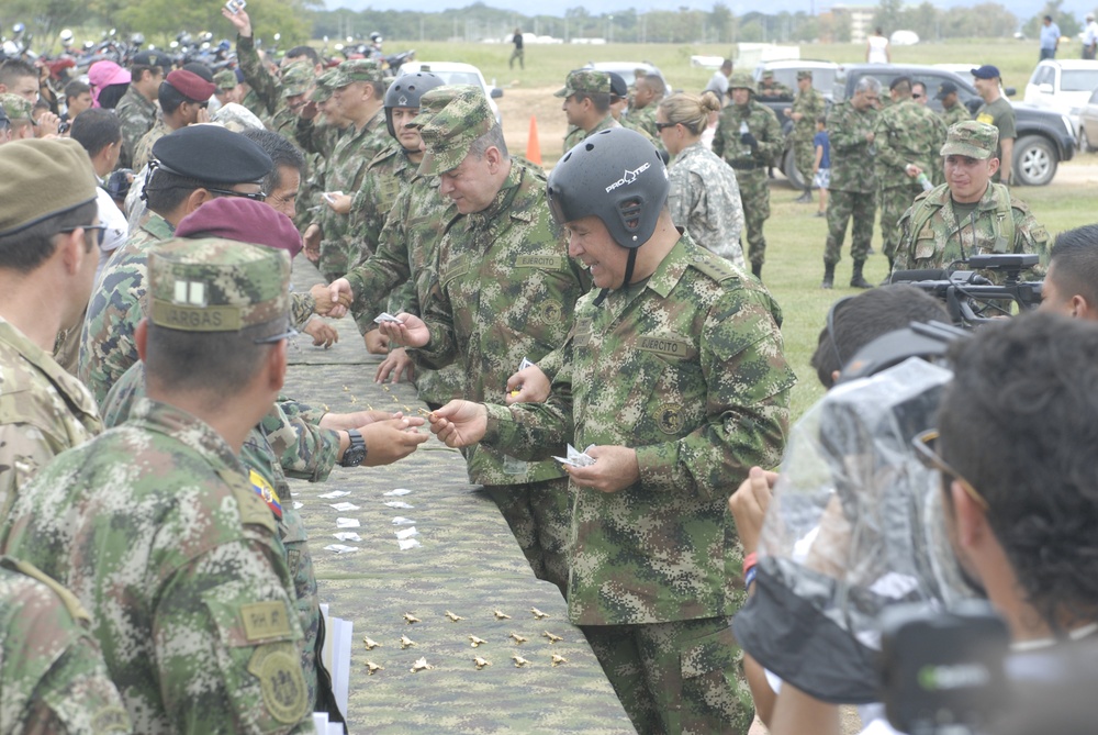 Fuerzas Comando 2012 Airborne Operation