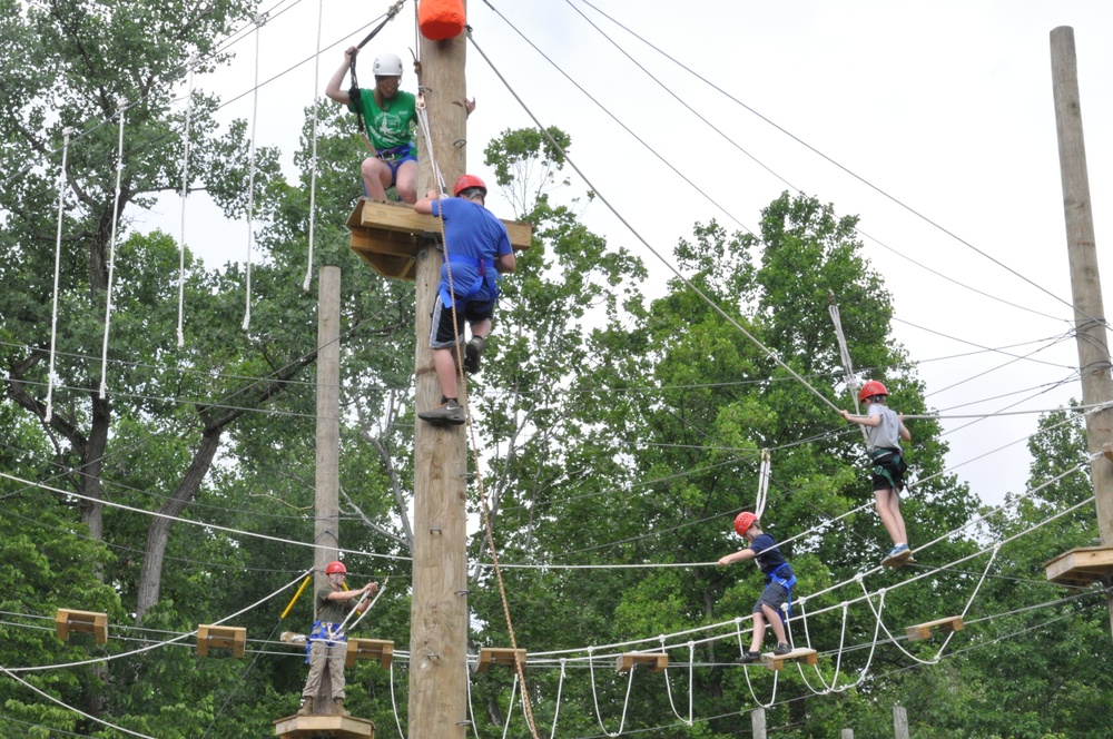 Marines reconstruct camp during Marine Week Cleveland