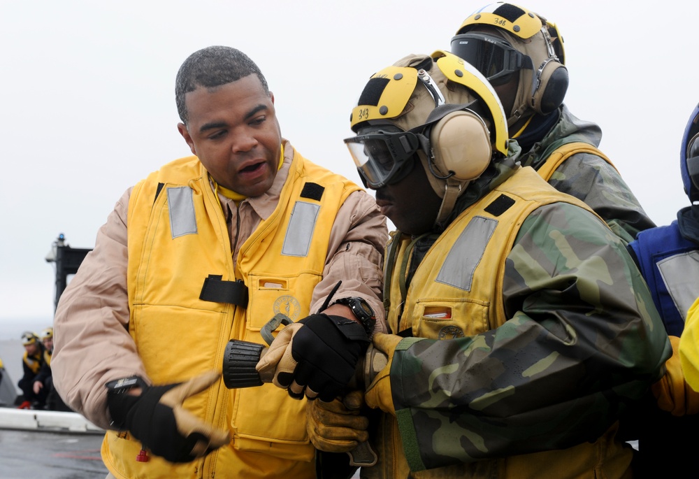 Sailors conduct mass casualty drill aboard Nimitz