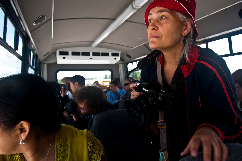 Kyrgyz Republic media experience aerial refueling operations