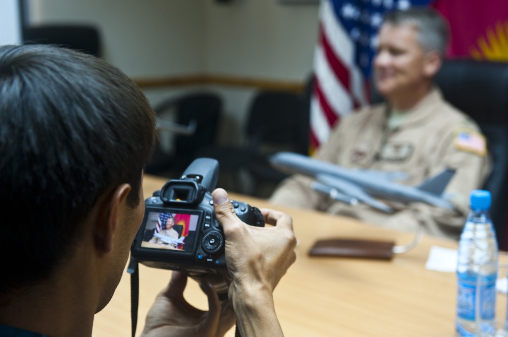 Kyrgyz Republic media experience aerial refueling operations