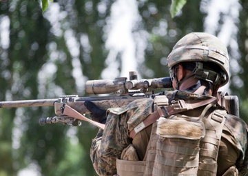 Reconnaissance patrol in Sangin