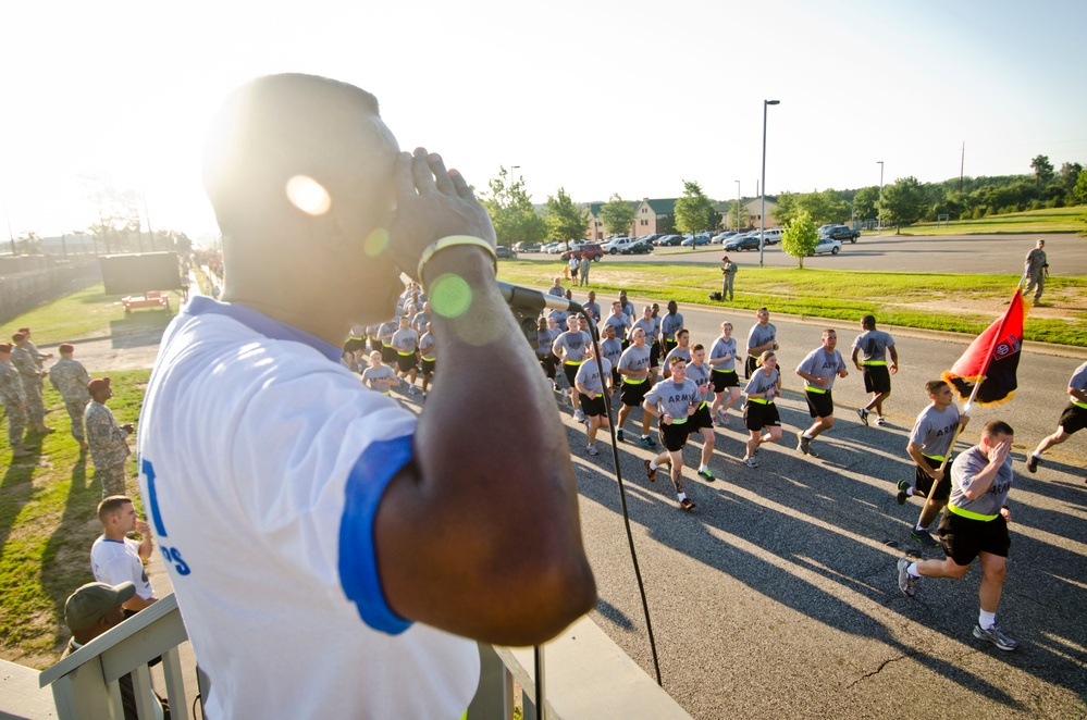 Fort Bragg celebrates Army's 237th Birthday with four-mile run