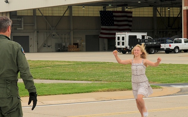 Col. Mastin flies T-38 for final time
