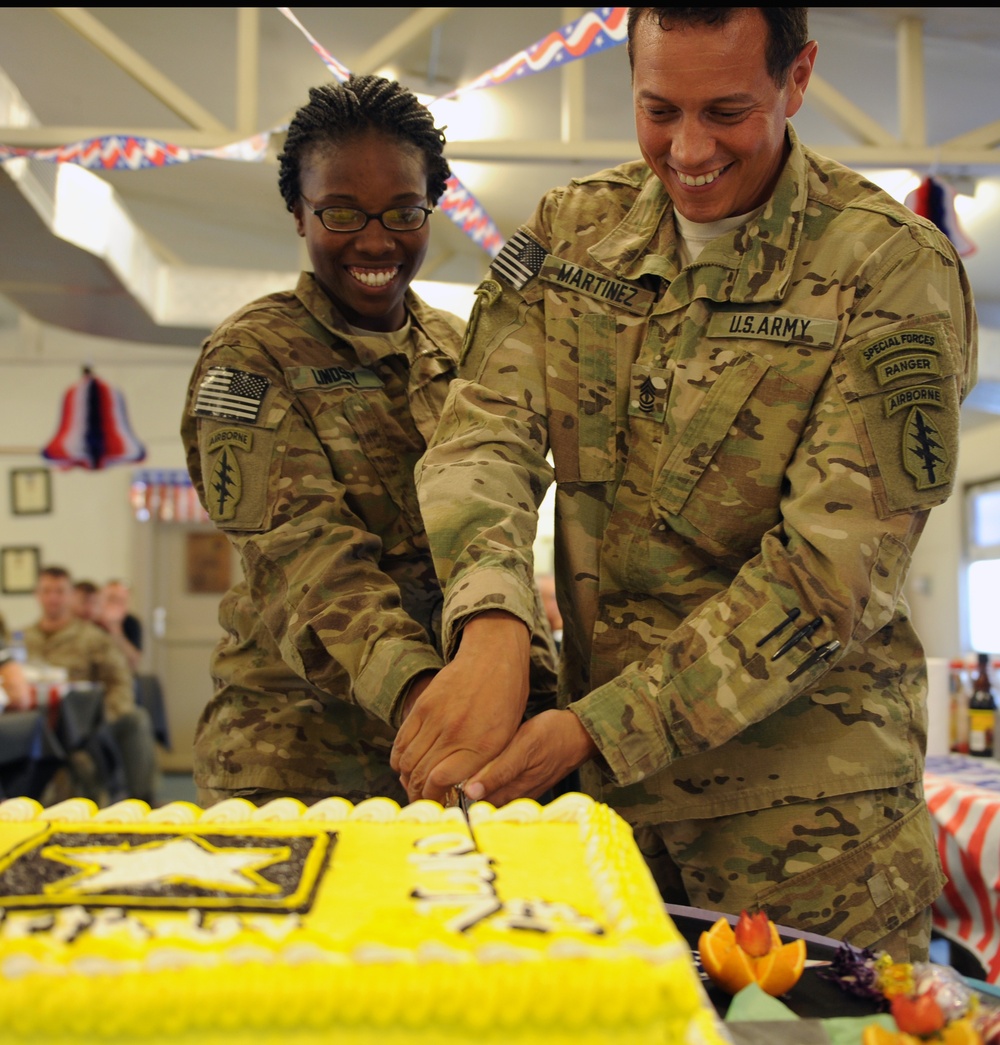 Cake cutting ceremony