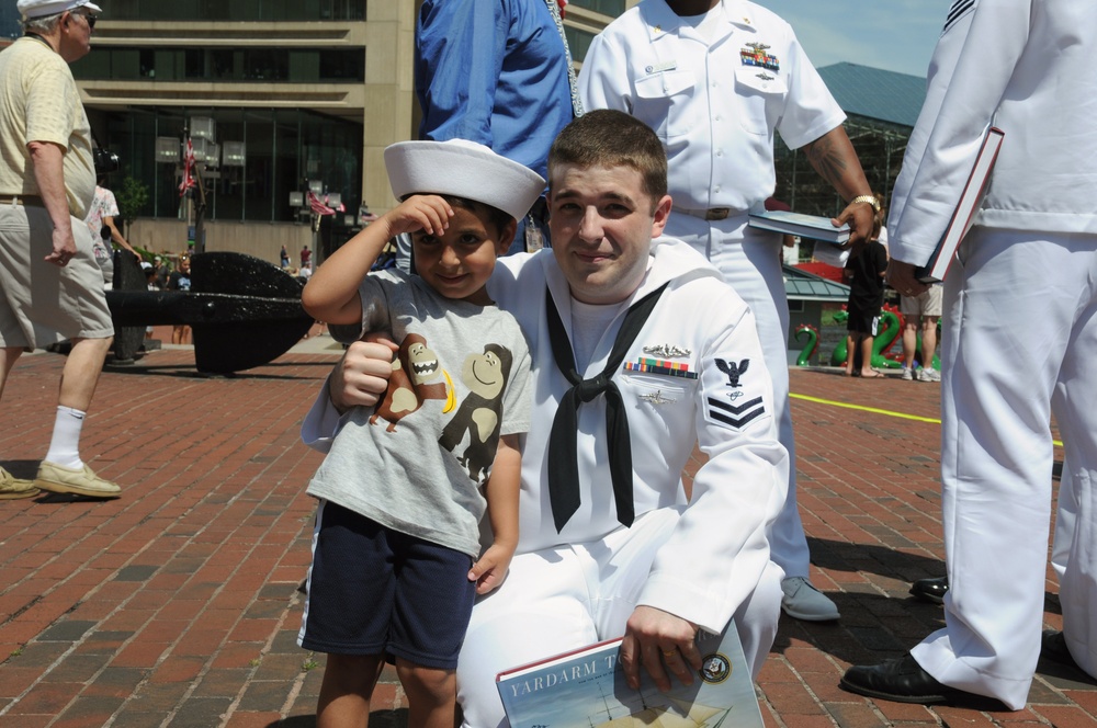 USS Maryland crew visits Baltimore children