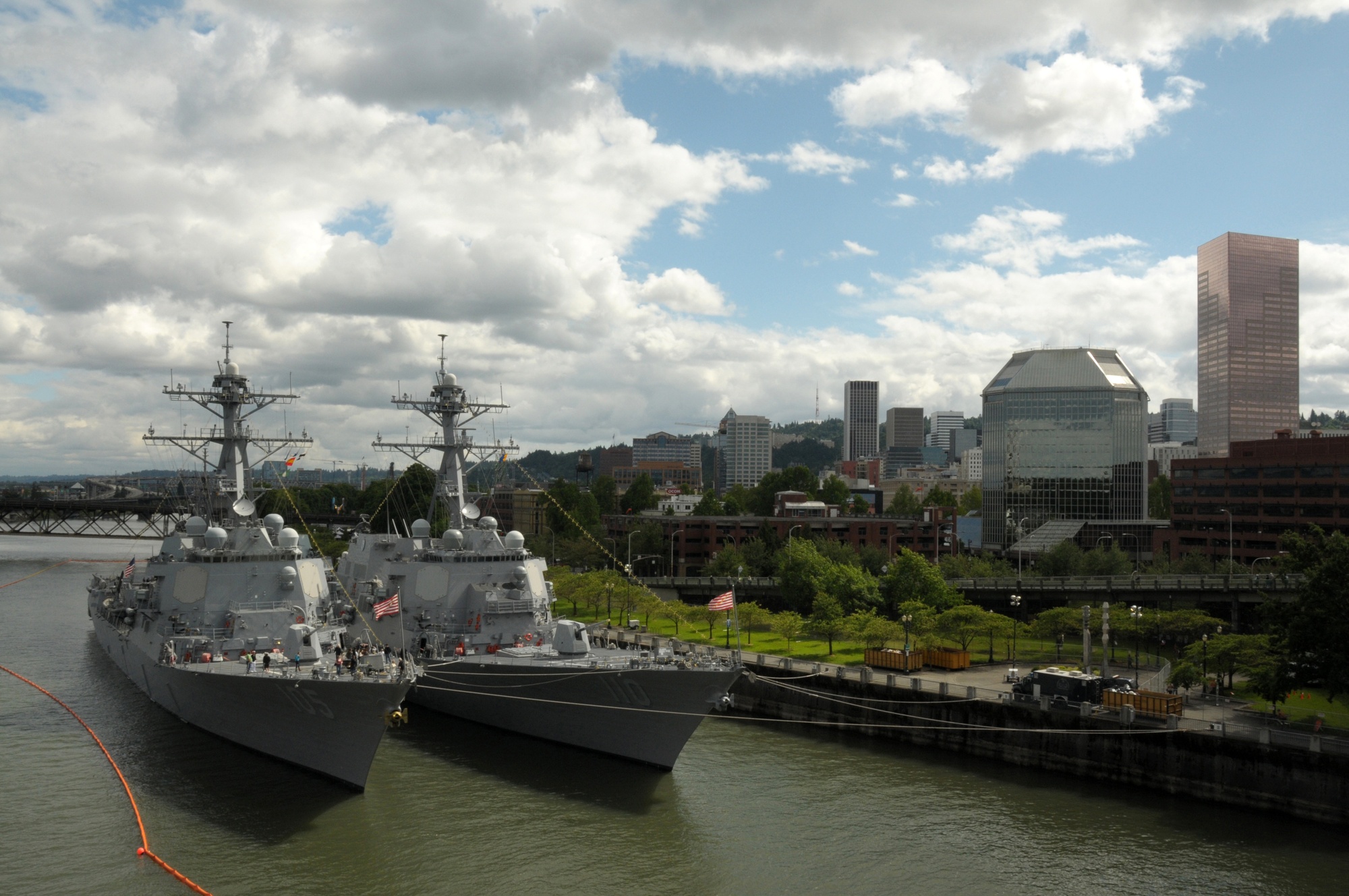 DVIDS - Images - Portland Rose Festival/Navy Fleet Week [Image 2 of 14]