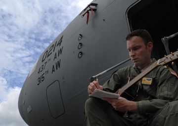 'Off to war': Charleston pilot writes country music hit