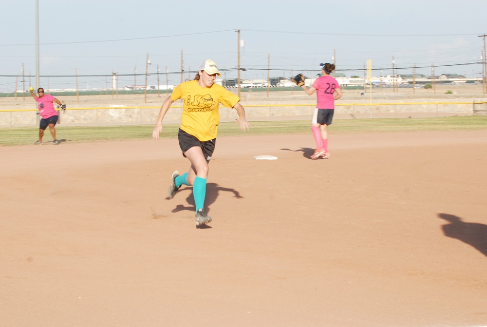 Fort Bliss Women’s Softball League