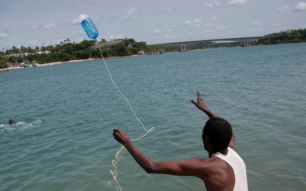 US Navy facilitates Kenyan Basic Sea Survival Instructor Course