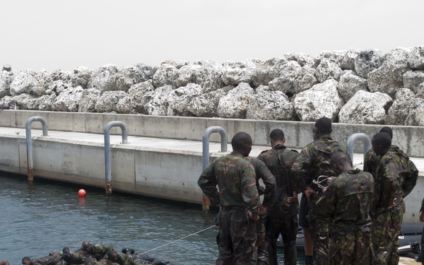 Barbados Defence Force perform vessel debarkation drills during Exercise Tradewinds 2012