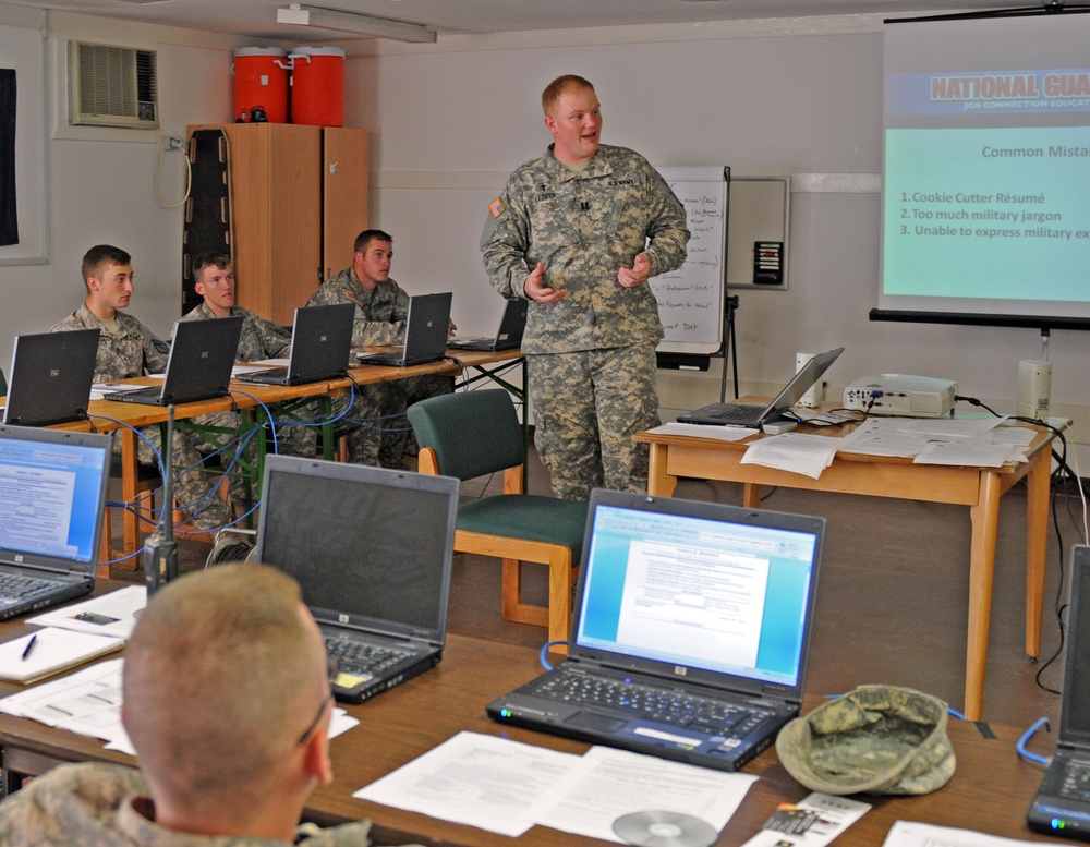 Deployed soldiers prepare for civilian job hunt