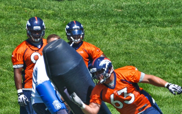 Air Force lieutenant finishes Broncos mini-camp, continues to follow dream