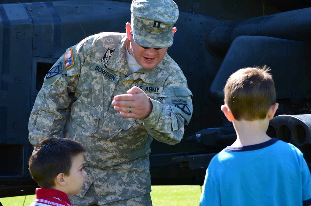 Fort Drum soldiers help support local Flag Day celebrations